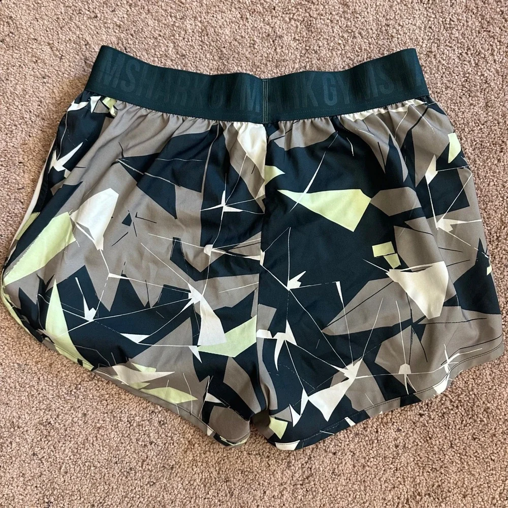 Gymshark Running Shorts Geometric Print Athletic Gym Activewear Medium - Picture 6 of 8